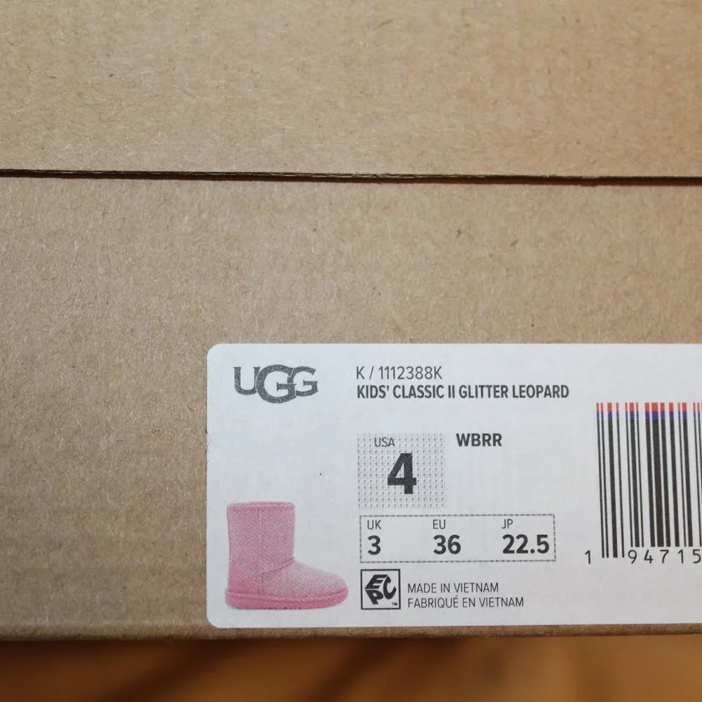 NIB‎ UGG GIRL'S CLASSIC SHORT LEOPARD BOOTS PINK
